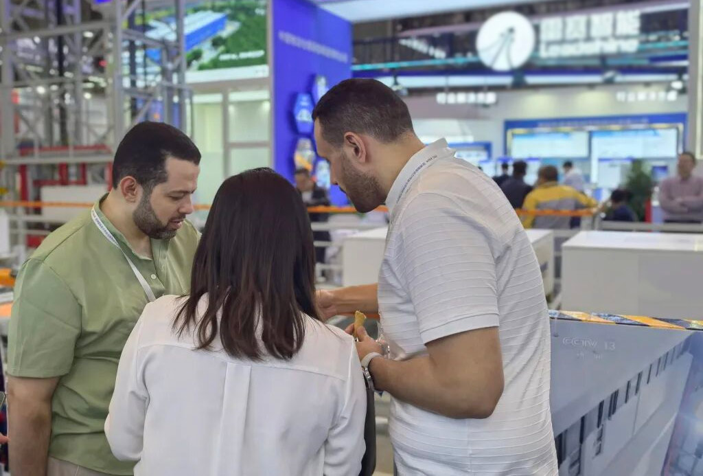Зарубежные профессиональные логистические выставки: LogiMAT (Германия), MODEX (США), Европейские выставки складского оборудования.