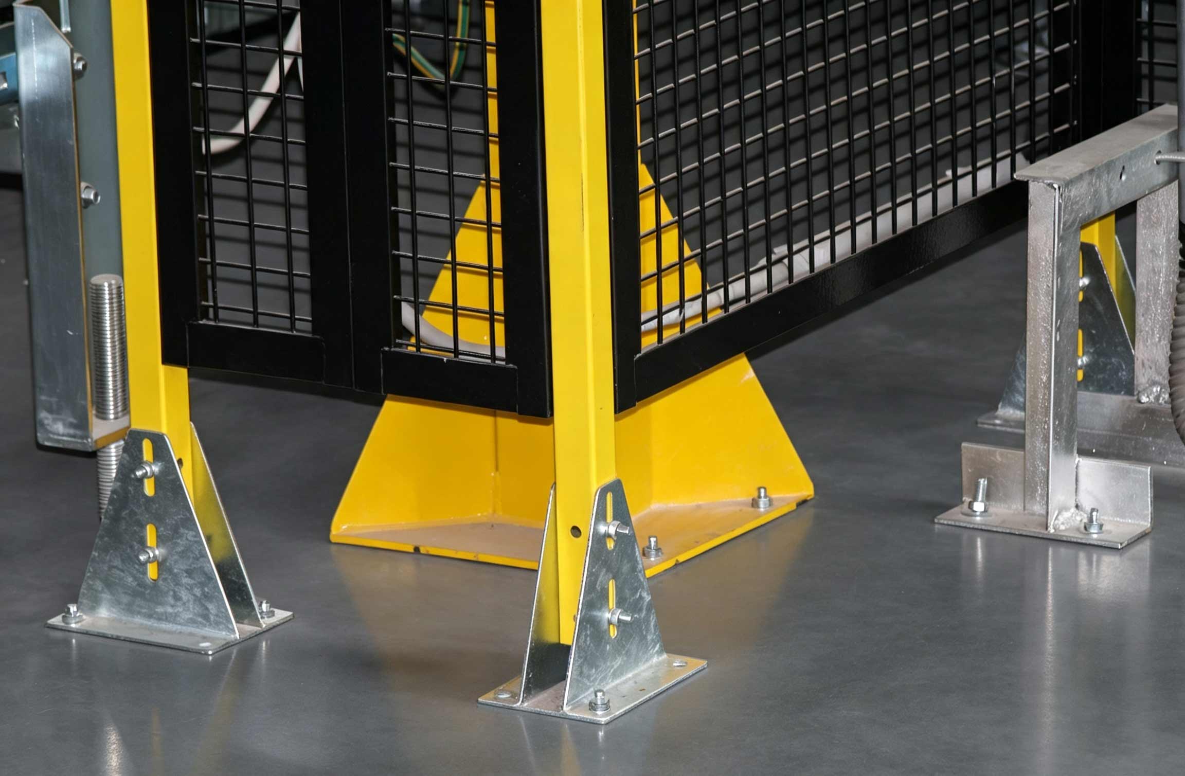 Upright protector / Column guard Upright protector / Column guard